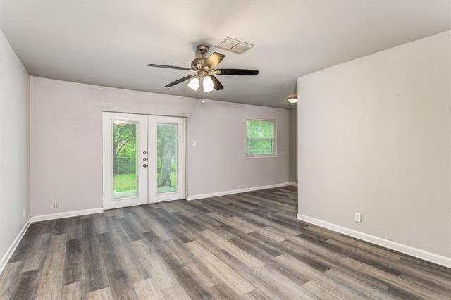 Photo - 6105 Jackie Terrace