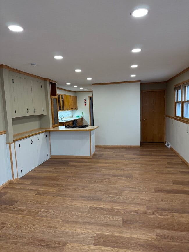 Photo - 712 Roanoke St