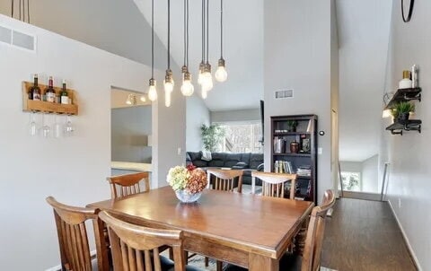 Photo - Chic Urban Living: Spacious 2-Bed Townhouse with Fireplace & Hardwood Floors on Kenwood Isles Drive!