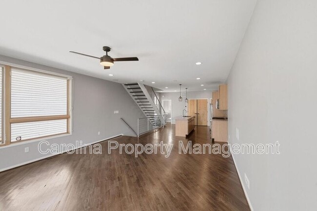 Photo - 919 Westbrook Dr