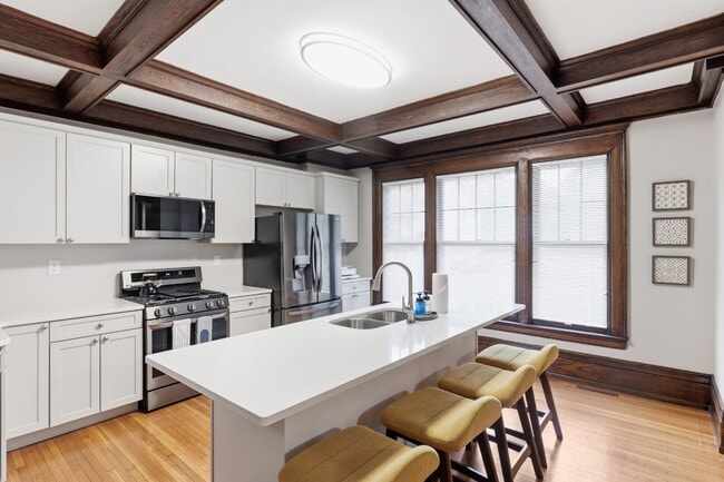 Furnished 10-Bedroom Single-Family Home in Buffalo