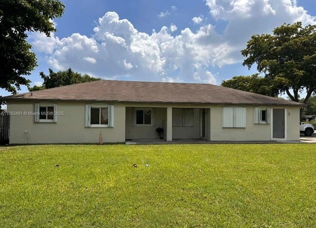Building Photo - 1465 NW 59th St Unit 1465 Rental