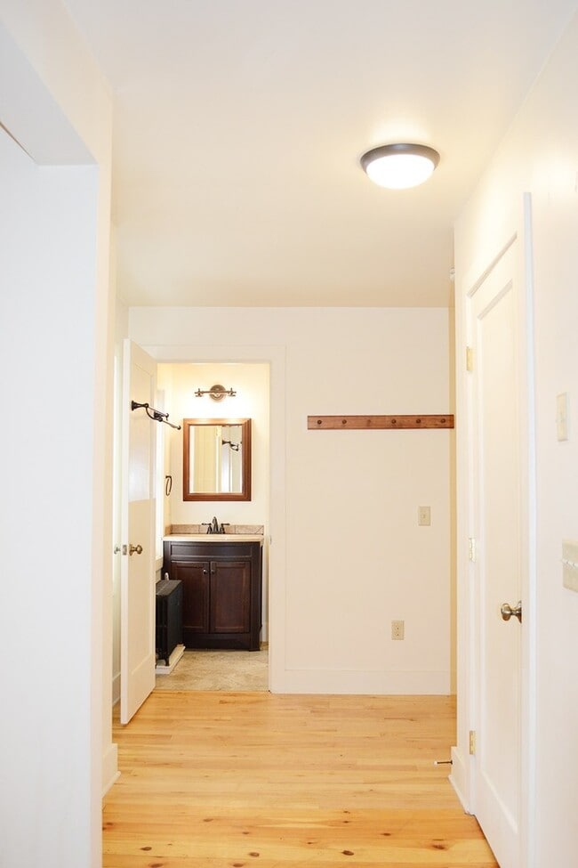 Photo - 1048 North Ave