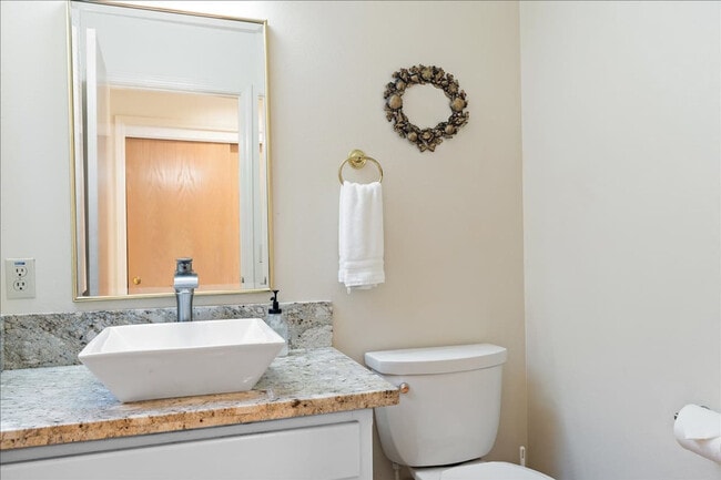 Photo - 150 Cypress Loop Unit SI ID1536487P