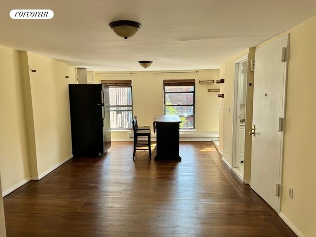 Building Photo - 108 Summit St Rental