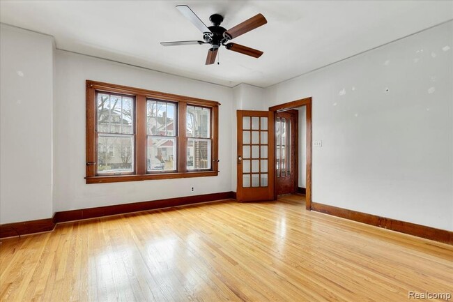 Photo - 1318 Wayburn St