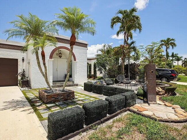 Photo - 6590 Fountains Cir