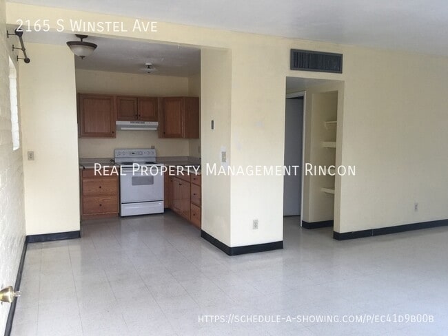 Photo - 2165 S Winstel Ave