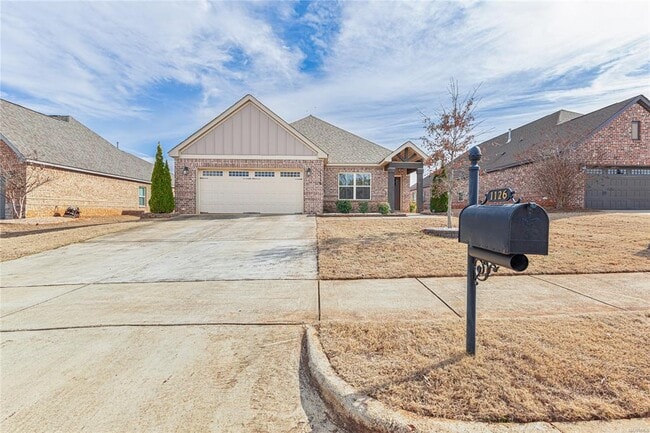 Photo - 1126 Benjamin Wy