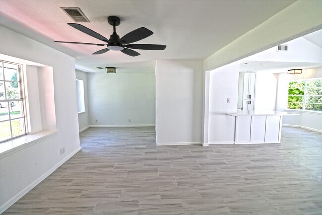 Photo - 9211 Blankenship Dr