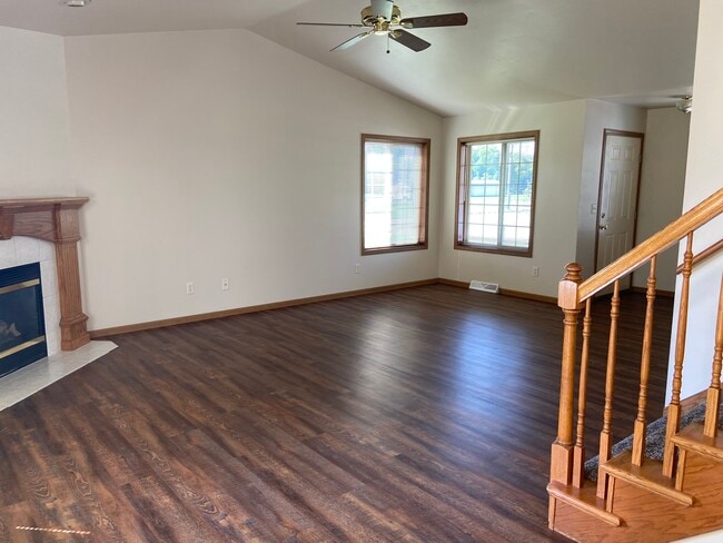 Photo - 274 Manette St