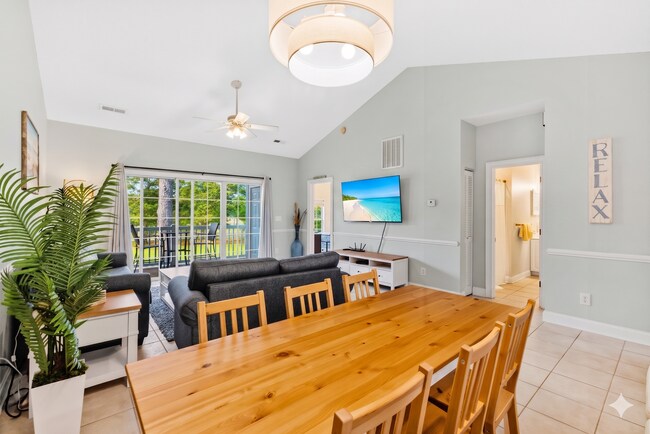 Photo - 4627 Wild Iris Dr Unit 303