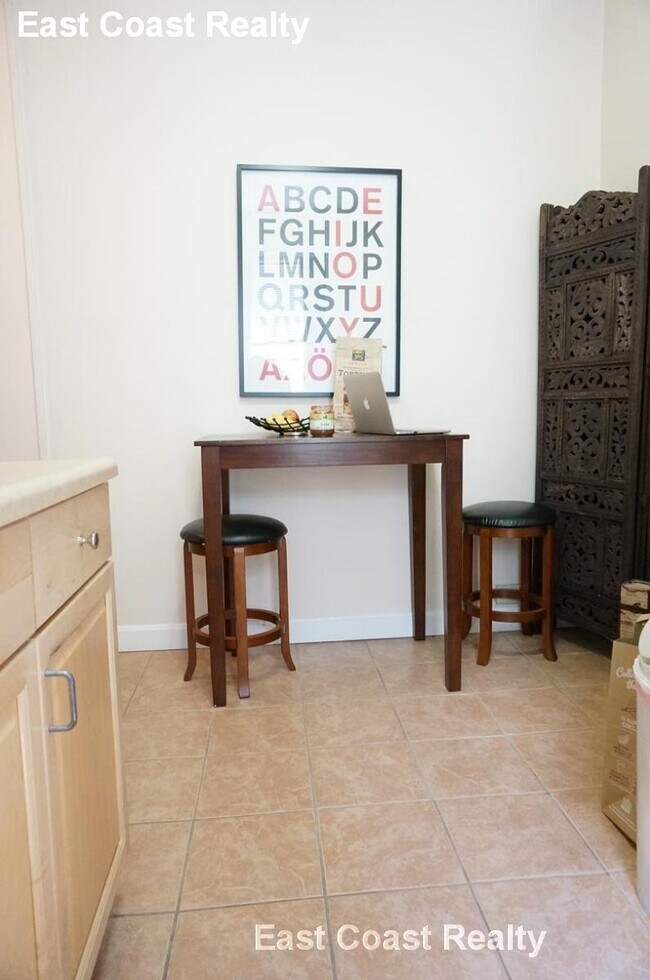 Photo - 79 Gordon St Unit 8