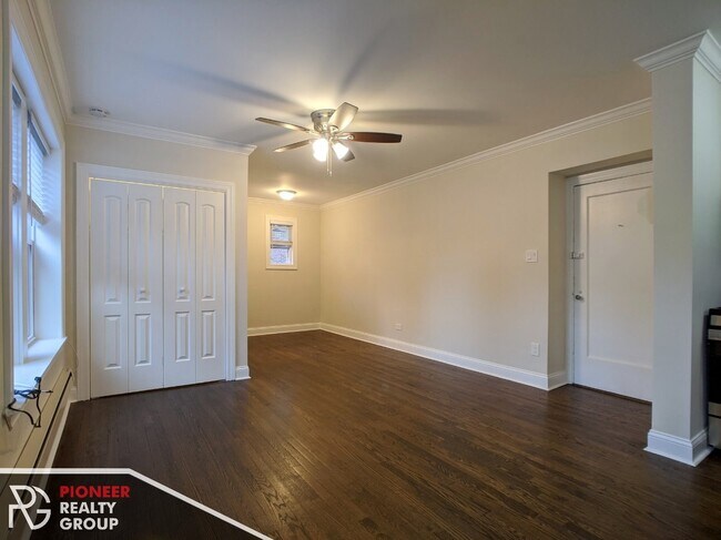 2127 N Dayton St Unit 2129-308