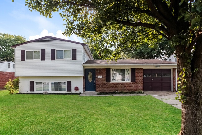 Building Photo - 12151 Chesterdale Rd Rental