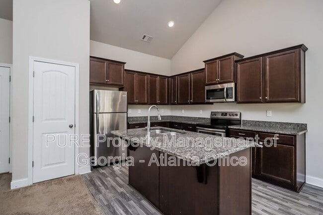 Photo - 155 Mandy Ln