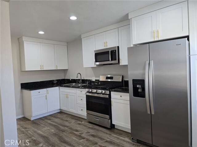 Photo - 536 N Batavia St Townhome