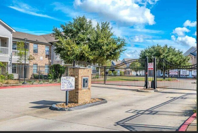 Photo - 529 Barker-Clodine Rd