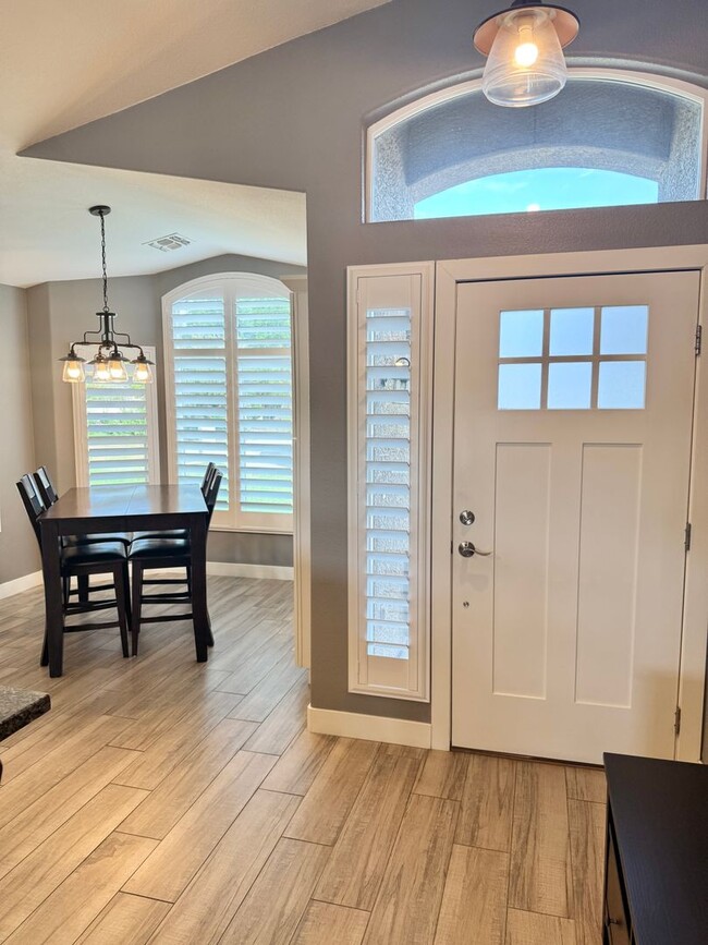 Photo - Gorgeous 3 Bedroom Furnished Home on Water! Spectacular Views!