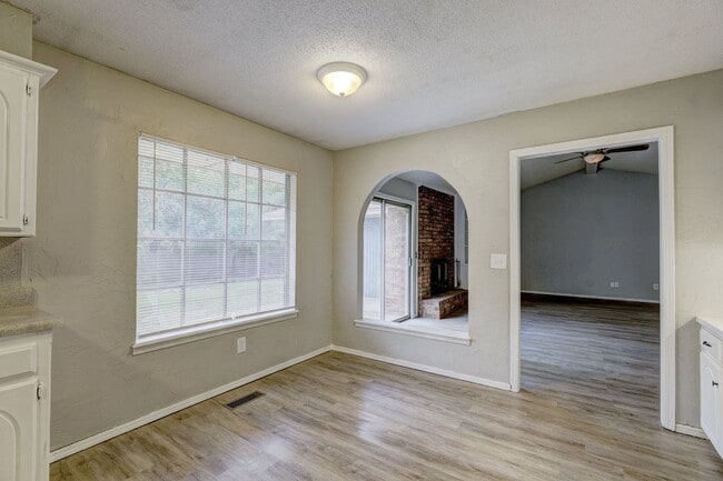 Photo - 3 bed 2 bath home in OKC