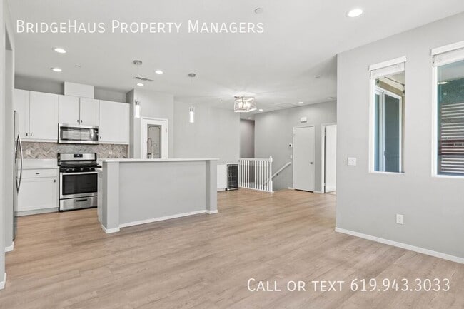 Photo - 1709 Signature Pl