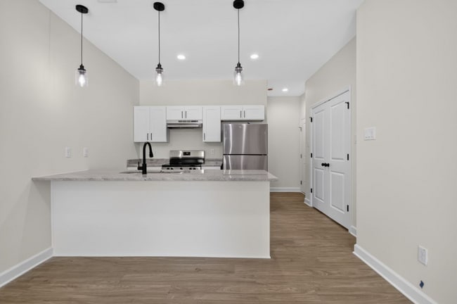 Photo - 922 Booker St