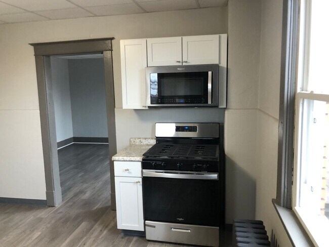 Photo - McKees Rocks / Sheraden / Windgap - 1 BR, 2nd floor Apartment - Section 8 Welcome! Unit Apt. #2