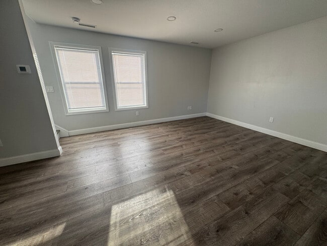 Photo - 10 Bouton St