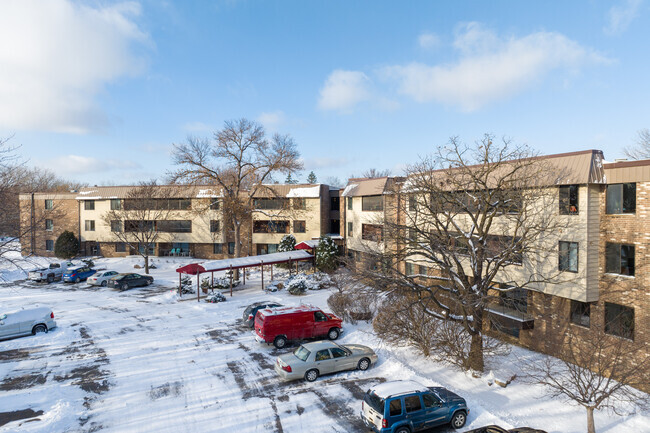 Photo - Windwood Condominiums
