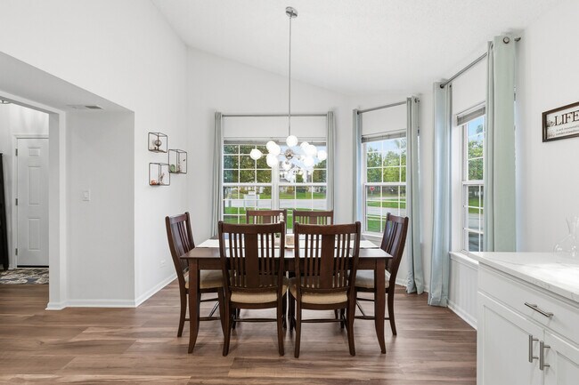 Photo - 1411 Clybourne St Unit 11E