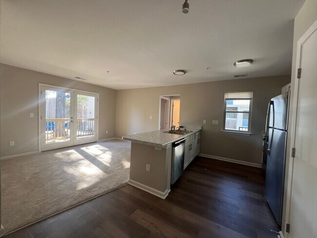 Photo - 2BD/2BA Condo located on the Germantown/Memphis Line! Unit 2