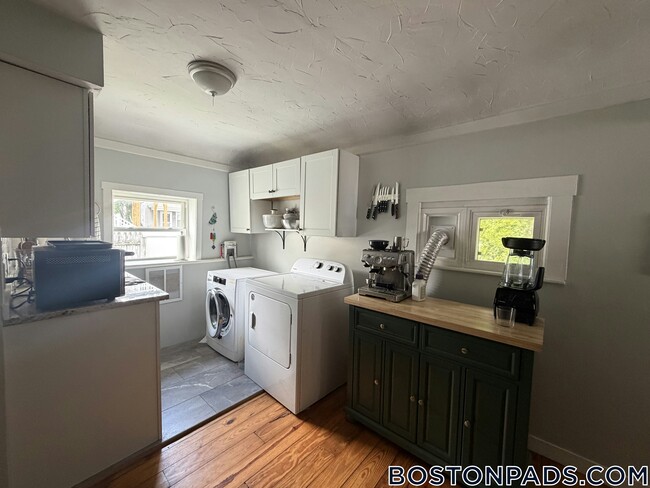 Photo - 32 Shaffner St