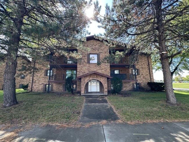 Photo - Charming Home in Fort Dodge - 2805 10th Ave N Unit 2809-12