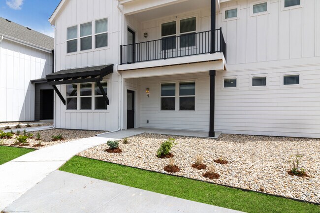 Photo - 1804 Iron Wheel Dr Unit 7