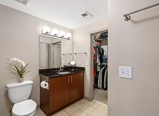 Photo - 390 17th St NW Unit 2023