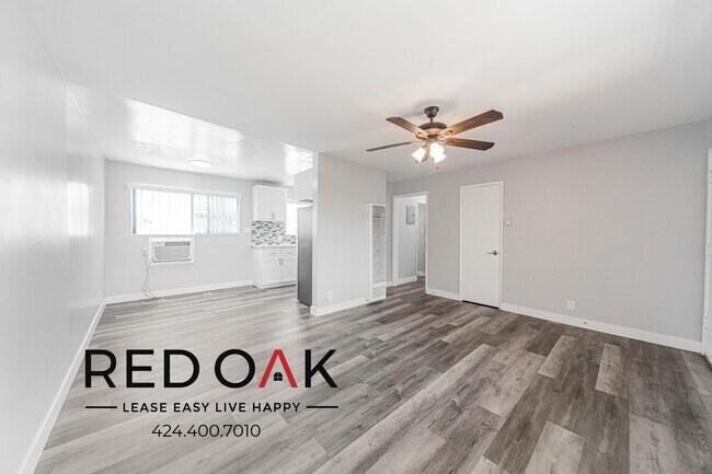 1032-1036 S Normandie Ave-1032-104