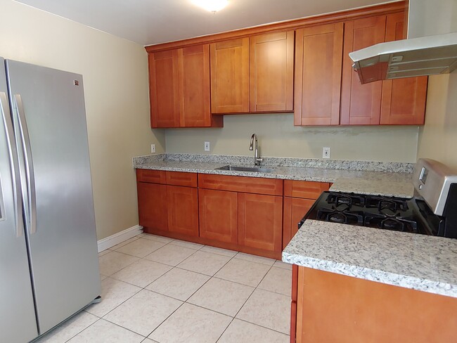 Photo - 996 S 7th St Apartment Unit Ground Fl