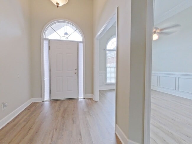 Photo - 4858 Somerset Dr