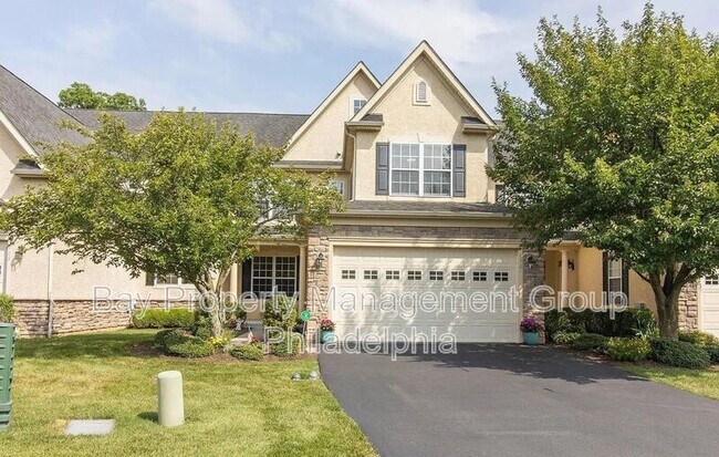 Photo - 570 Farmdale Cir