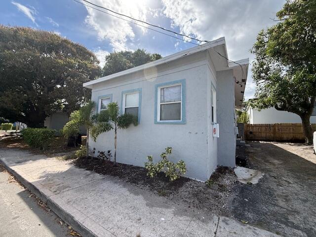 Photo - 1909 Division Ave