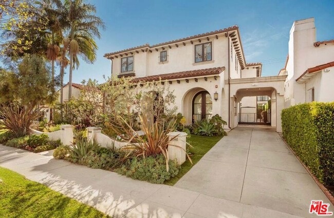 Photo - 329 Canon Dr