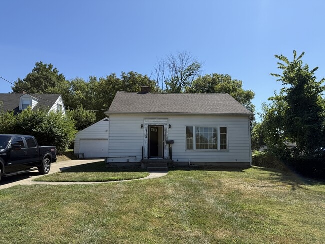 Building Photo - 1313 Carolina Ave Rental