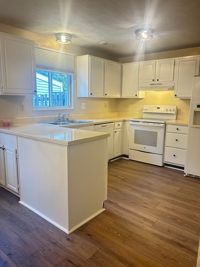 Photo - 6781 Brace Ct