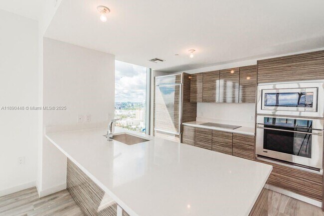 Photo - 460 NE 28th St Unit 2508
