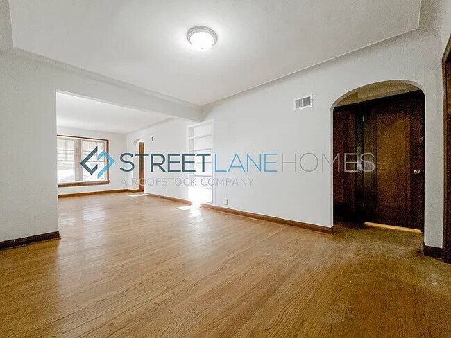 Photo - 51 Jendale Ct