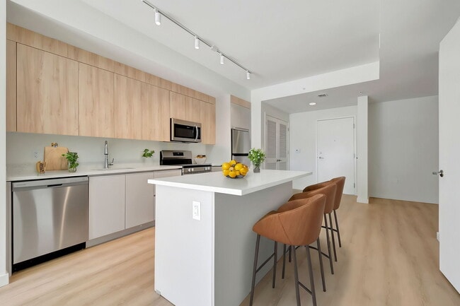 Building Photo - 1522 N J St Unit A1 Rental