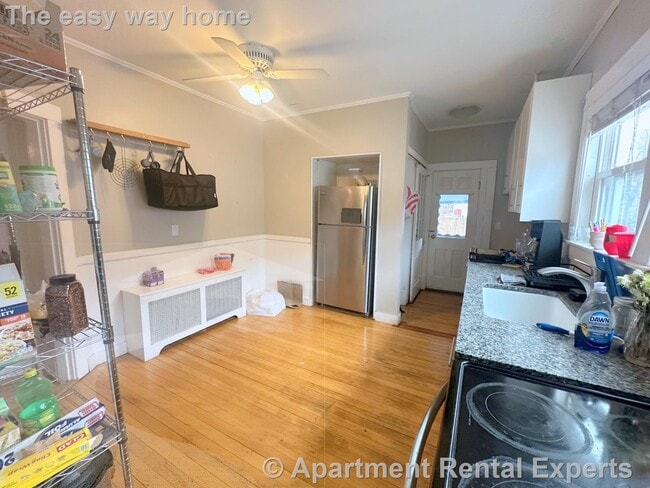 Photo - 281 Alewife Brook Pkwy Unidad #2