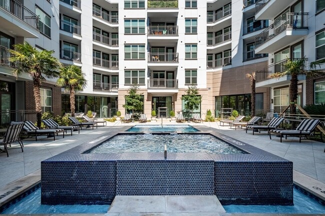 Luxia Swiss Avenue