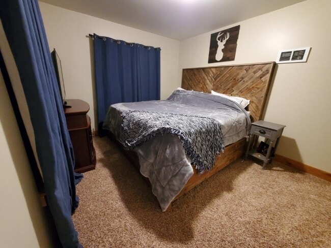 Photo - 2744 Overlook Blvd