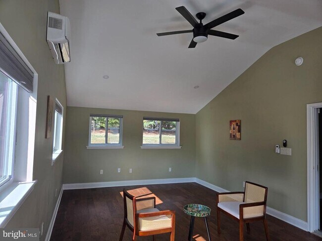 Photo - 3300 Mt Airy Ct